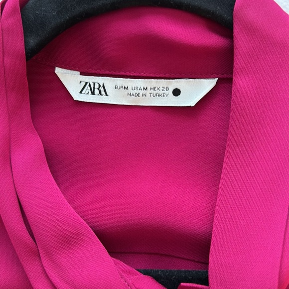 Zara raspberry tied blouse. Size Medium. NWOT. - Picture 5 of 6
